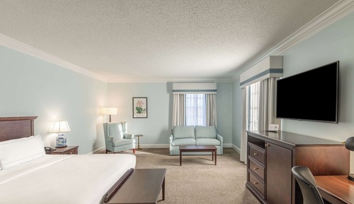 Room, 1 King Bed, Corner
