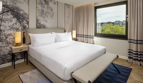 Suite, 1 Bedroom, Corner