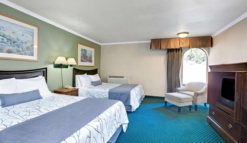 Standard Room, 2 Queen Beds