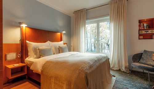 Cozy Double Room (Hotel)