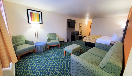 Studio Suite, 1 King Bed, Non Smoking