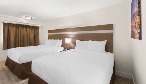 Standard Room, 2 Queen Beds, Non Smoking