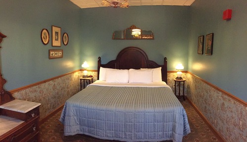 Classic Room, 1 King Bed