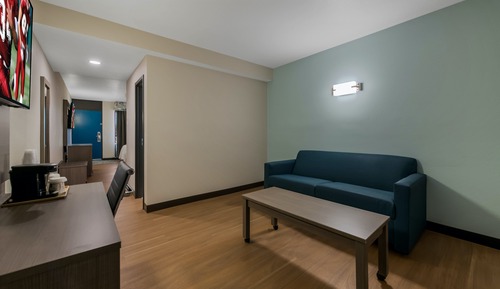 Suite, 2 Double Beds (Smoke Free)