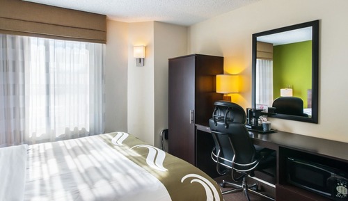 Standard Room, 1 Queen Bed, Non Smoking