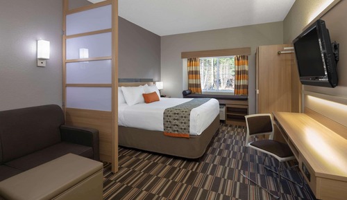 Studio Suite, 1 King Bed, Non Smoking