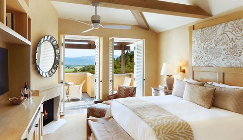 Hillside View Room