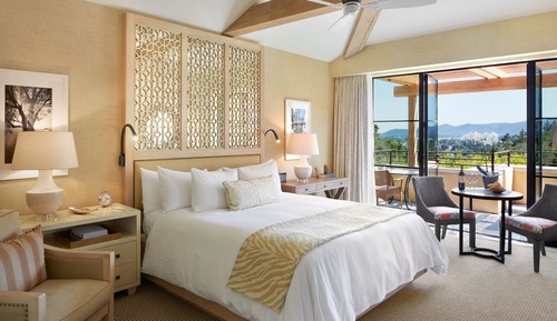 Deluxe Valley View Room