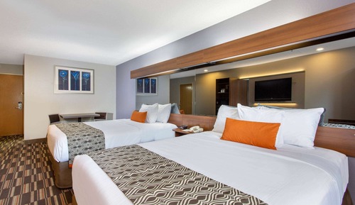 Room, 2 Queen Beds, Accessible, Non Smoking