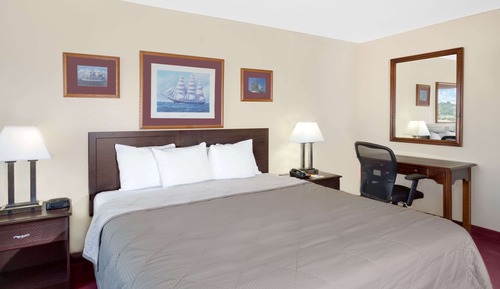 Room, 1 King Bed, Non Smoking
