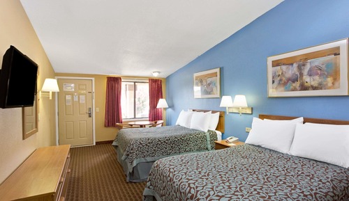 Double Room, 2 Double Beds