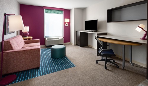 Suite, 1 King Bed, Non Smoking