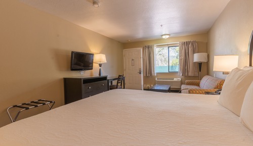 Deluxe Room, 1 King Bed, Non Smoking