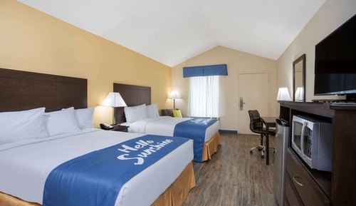 Standard Room, 2 Queen Beds