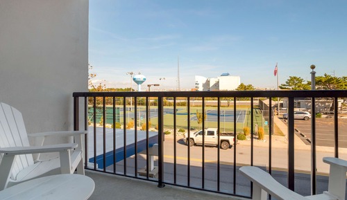 Standard Room, 2 Queen Beds, Non Smoking, Balcony (Shower Only)