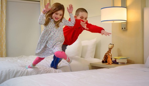 Suite, Multiple Beds, Accessible (Two Bedroom Mobility, King+2 Doubles)