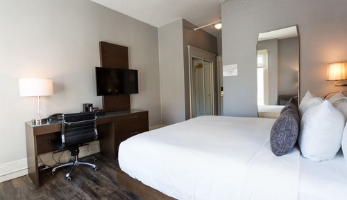 Standard Room, 1 King Bed, Non Smoking
