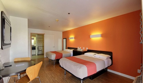 Deluxe Room, 2 Queen Beds, Non Smoking, Kitchenette