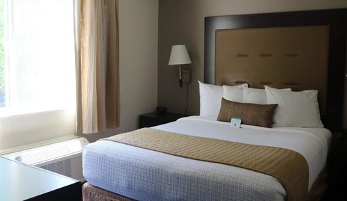 Suite, Multiple Beds, Non Smoking, Refrigerator & Microwave