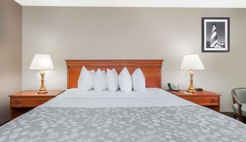 Room, 2 Queen Beds, Non Smoking