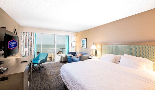 Premium Room, 1 King Bed with Sofa bed, Oceanfront (Study, High Floor)