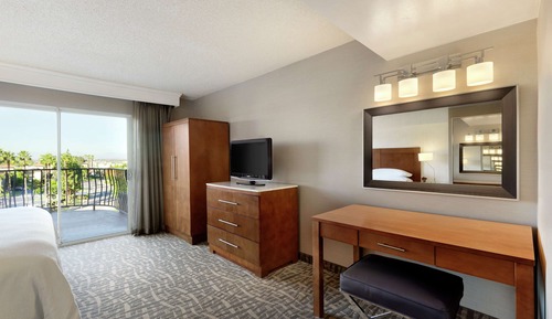 Room, 1 King Bed, Balcony