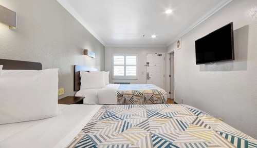 Deluxe Room, 2 Queen Beds, Accessible, Non Smoking