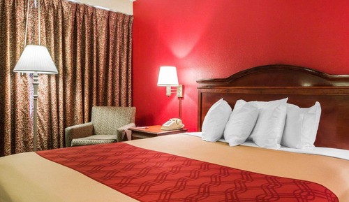 Standard Room, 1 Queen Bed, Smoking