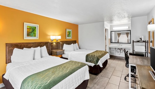 Room, 2 Queen Beds, Non Smoking