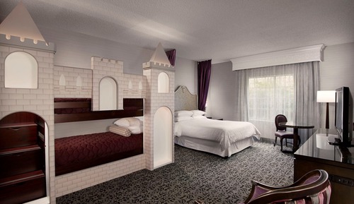 Castle Queen With Bunk Bed