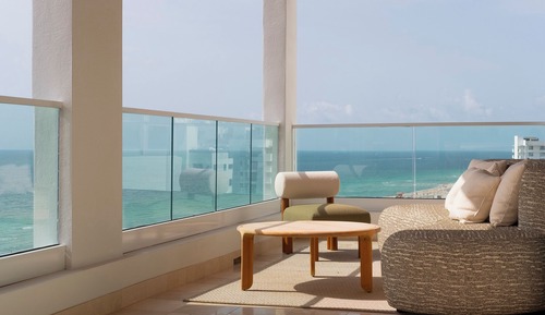 Oceanfront Balcony Penthouse