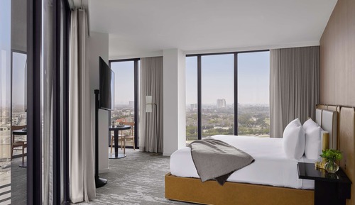 Suite, 1 Bedroom (Top Floor)