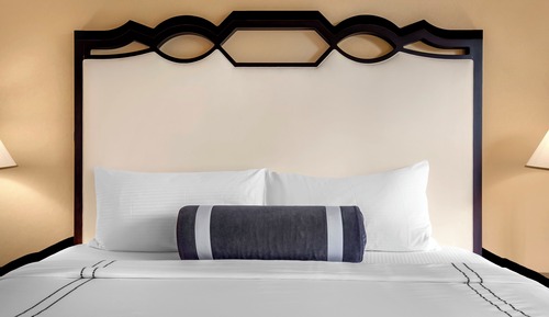 Traditional Room, 1 King Bed, Accessible