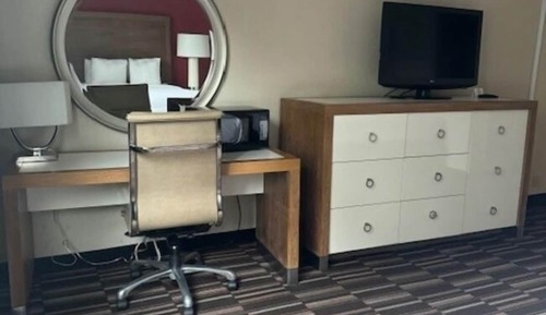 Deluxe Room, 1 King Bed, Non Smoking