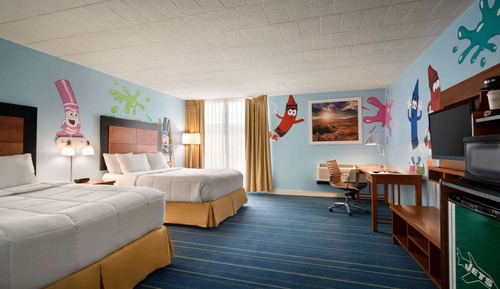 Business Room, 2 Queen Beds, Non Smoking