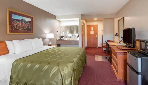 Standard Room, 1 King Bed, Non Smoking