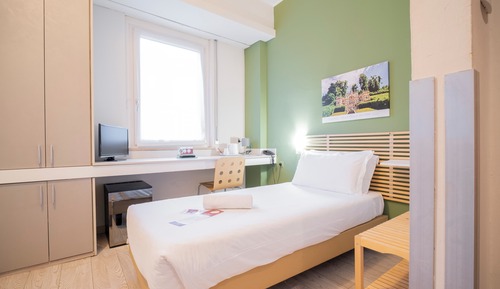 Single Room
