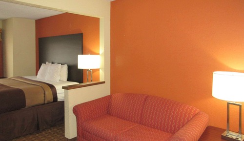 Suite, 1 King Bed with Sofa bed, Non Smoking
