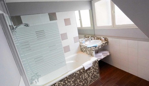 Exclusive Triple Room