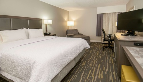 One King Bed, Non-Smoking