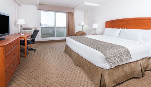 Standard Room, 1 Queen Bed, Non Smoking