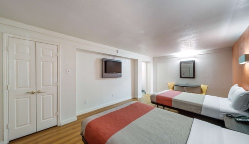 Standard Room, 2 Double Beds, Non Smoking