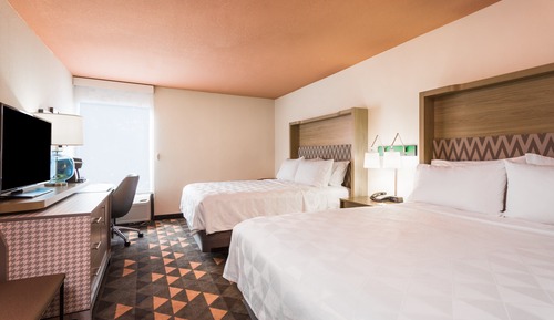 Standard Room, 2 Queen Beds