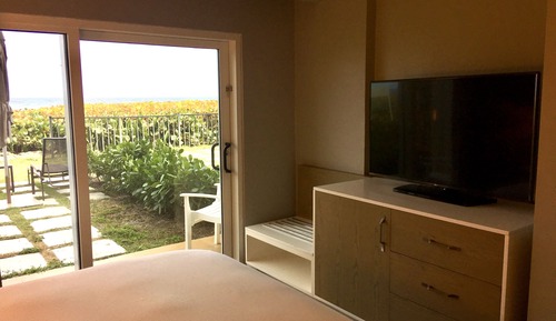 Suite, 1 King Bed, Patio (Ground Floor)