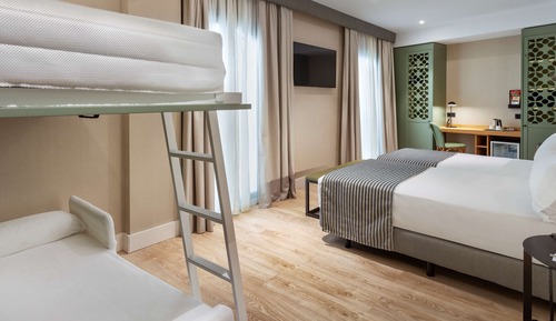 Premium Quadruple Room (2 Adults + 2 Children)