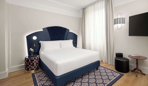 Deluxe Room, 1 King Bed, Terrace