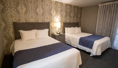 Deluxe Suite, 2 Double Beds