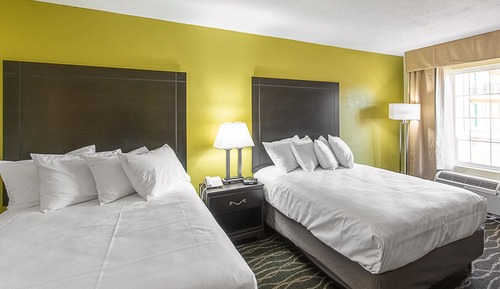 Standard Room, 1 King Bed, Smoking