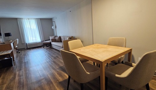 Executive Suite, 1 King Bed, Non Smoking