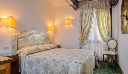 Classic Double or Twin Room